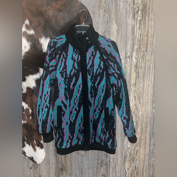 Alexander Leigh Jackets & Blazers - Vintage lined abstract jacquard purple and turquoise blue with black zip up